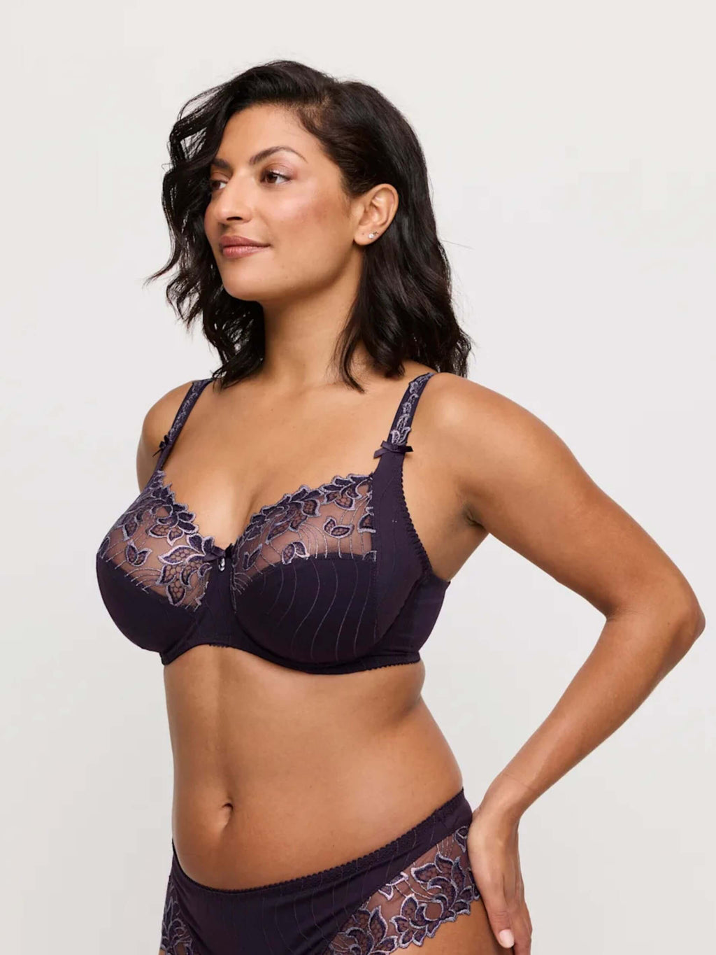 Prima Donna-Täyskuppinen-Rintaliivi-Deauville-Amethyst Gem-Kuva sivusta.