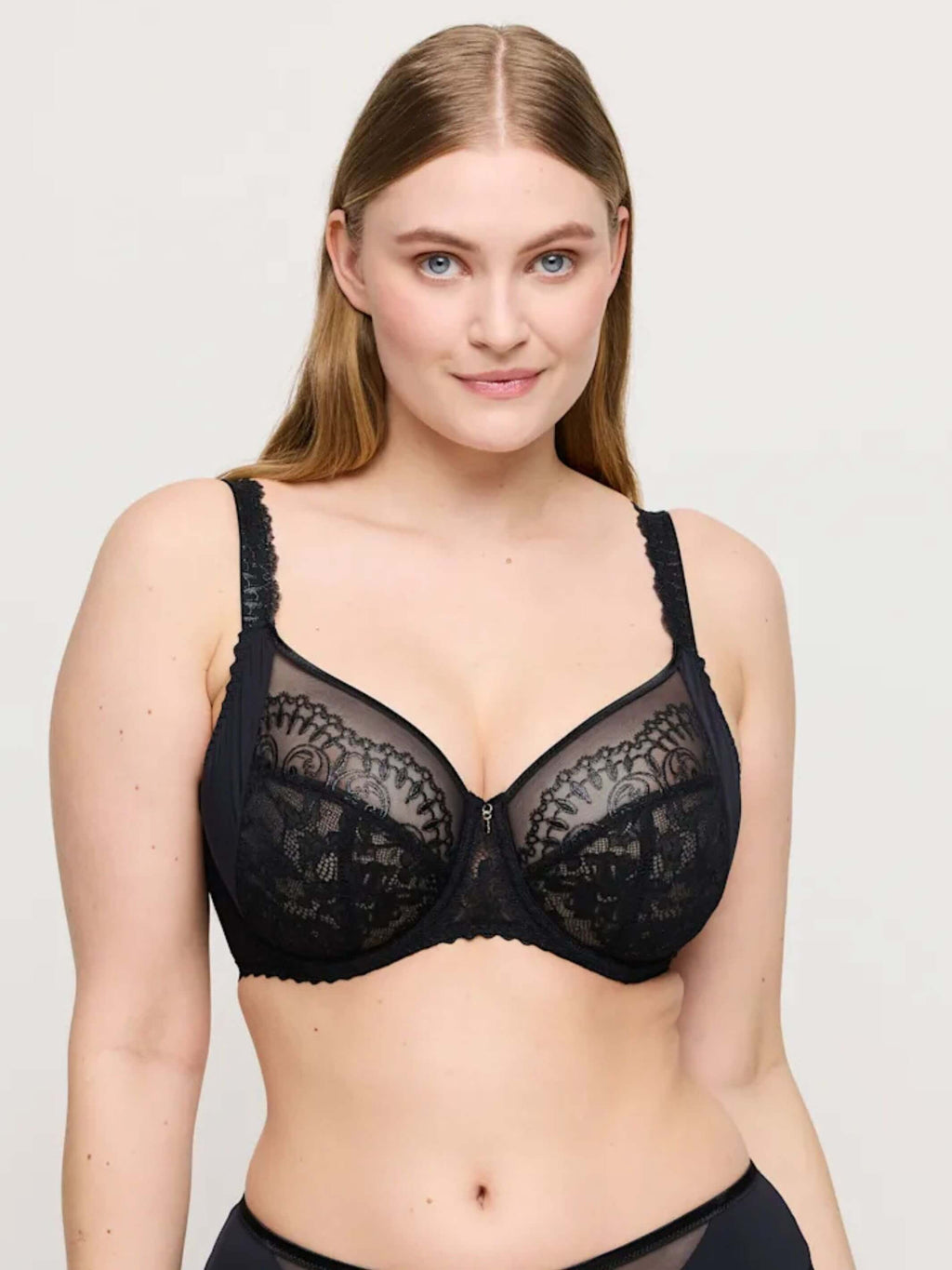Prima Donna-Täyskuppinen-Rintaliivi-Shimla-Black-Kuva edestä.